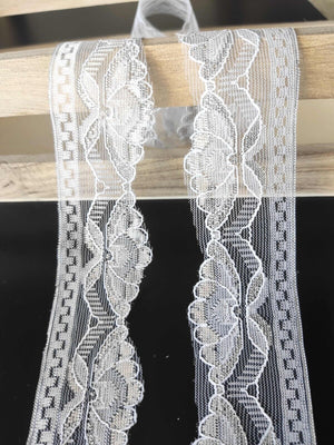 10 lfM. Spitzenband Tüllspitze Borte Lace Bordüre 40mm Sonderposten Weiß-Silber