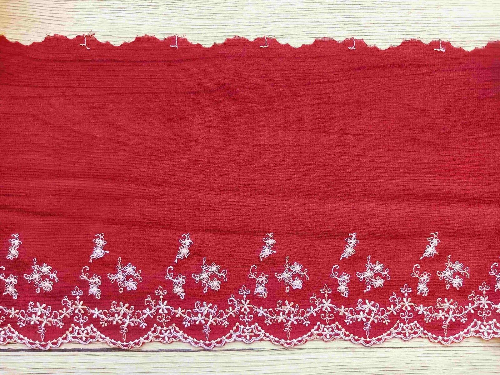 1lfM. Spitzenband Borte Bordüre Stickerei Georgette Stoff Rot Bordeaux Lace 19cm